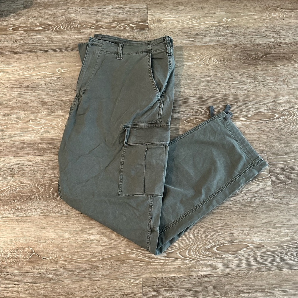 American Eagle Mens Cargo pants